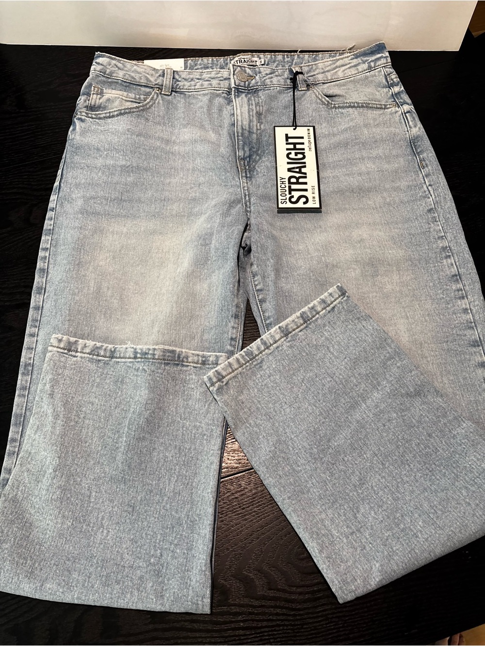 Refuge Denim Slouchy Straight Leg Jeans Womens 11 Low Rise Light Wash Blue NWT